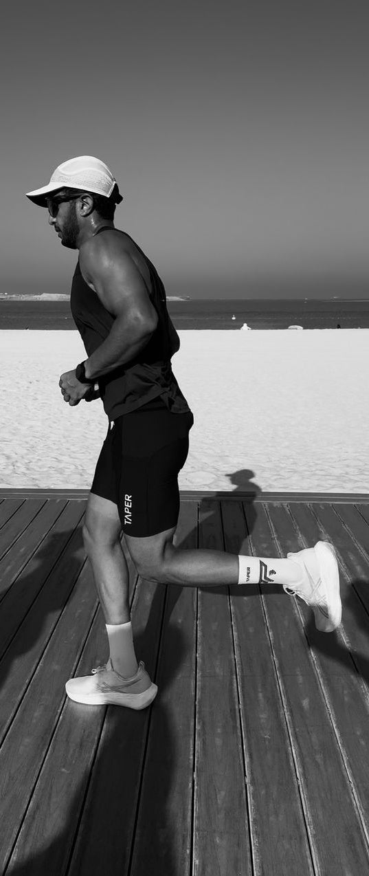001 PERFORMANCE HALF TIGHTS