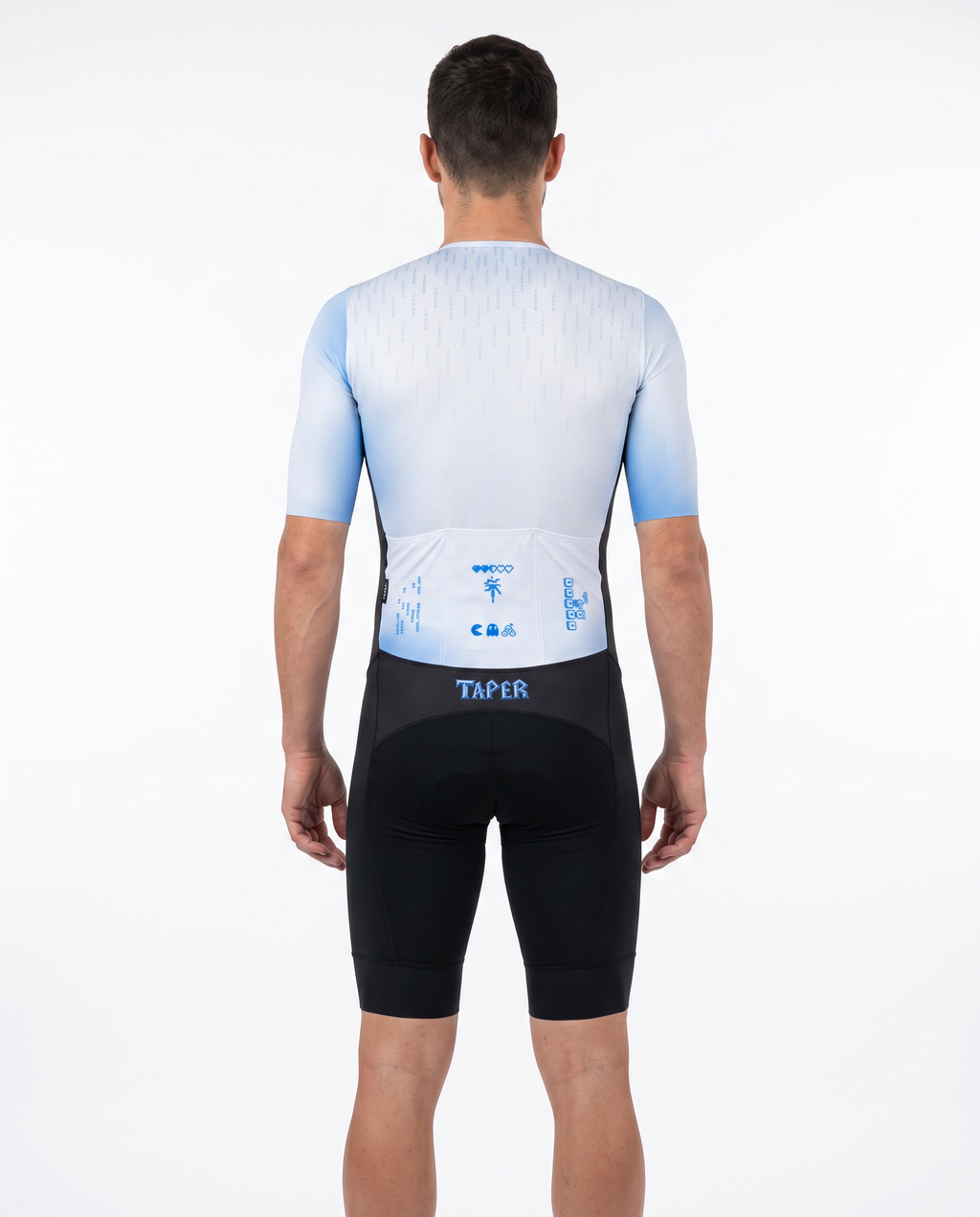 Taper Aerosuit, back with three rear pockets, on athlete